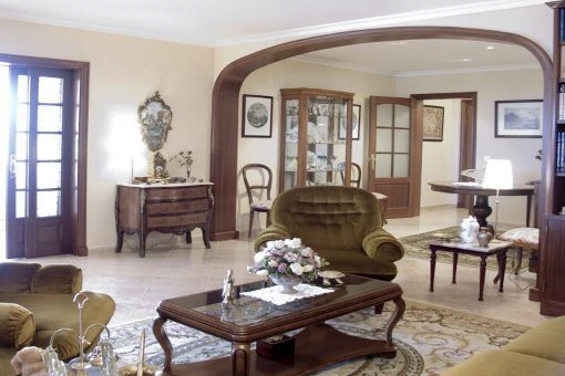 Living room grande and comfortable
