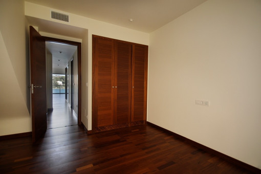 The sea view can also be enjoyed from this room