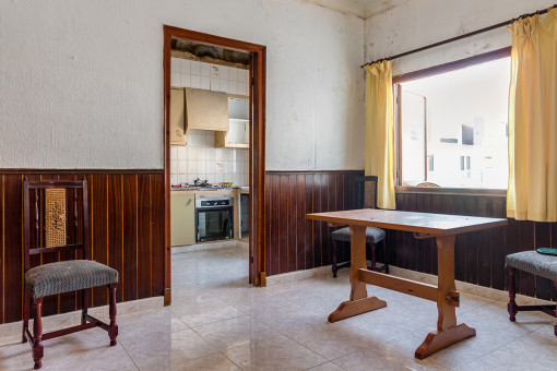 The town house needs a renovation