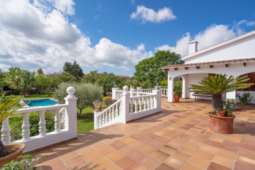 Large terrace with stairs to the garden