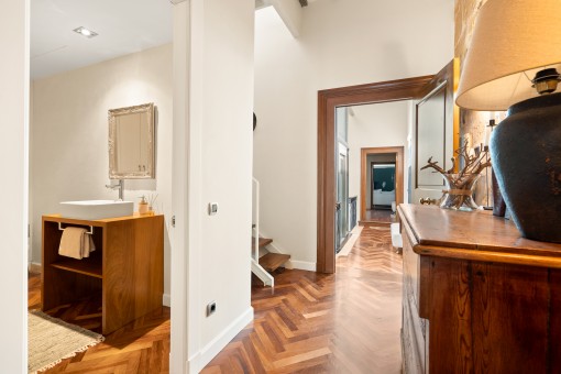 Inviting entrance area