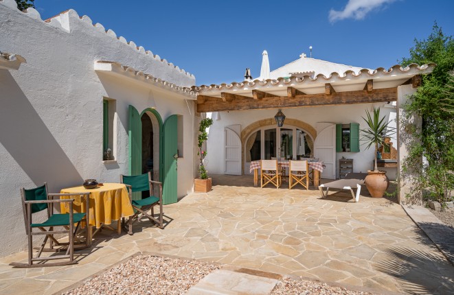 Charming, completely restored finca with sea and garden views in the outskirts of Sant Lluis