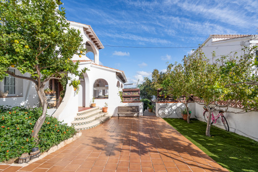 Large villa with several terraces and pool in a quiet area in Son Vilar near Mahon